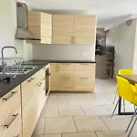 Σπίτι διακοπών Chateau De Chausserais - 5 Chambres, 4 Salles D'eau - A 55 Minutes Du Puy-du-fo U *