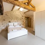 Chateau De Chausserais - 5 Chambres, 4 Salles D'eau - A 55 Minutes Du Puy-du-fo U Chiché