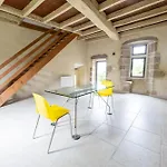 Chateau De Chausserais - 5 Chambres, 4 Salles D'eau - A 55 Minutes Du Puy-du-fo U Σπίτι διακοπών